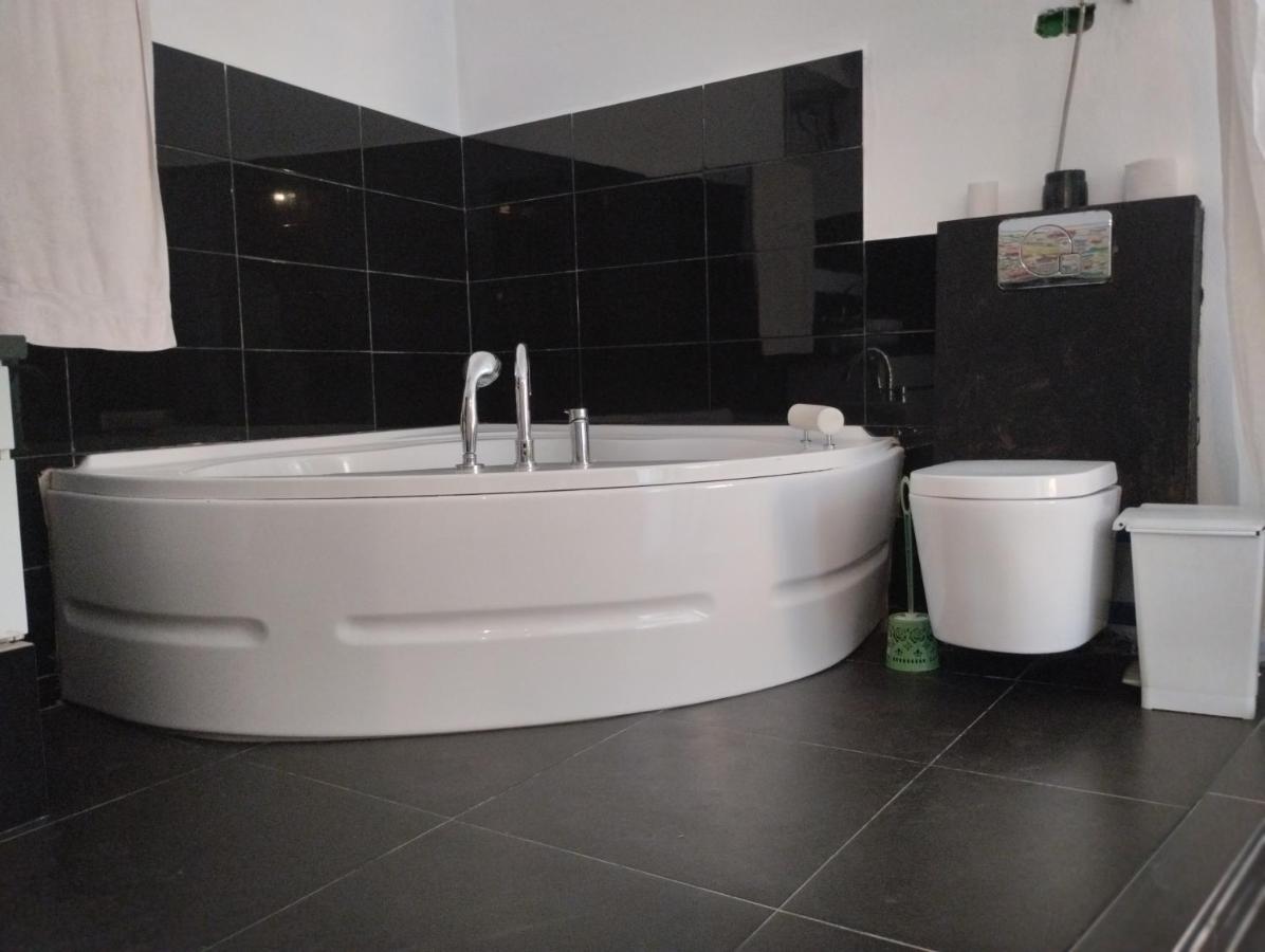 Hostal Valencia - Private Room With Bathroom Chefchaouen Exterior foto